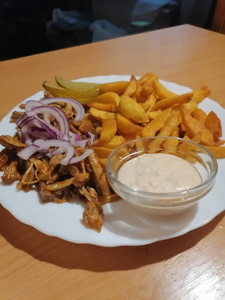 Restaurace Oáza_Olbramovice_slider_image_2