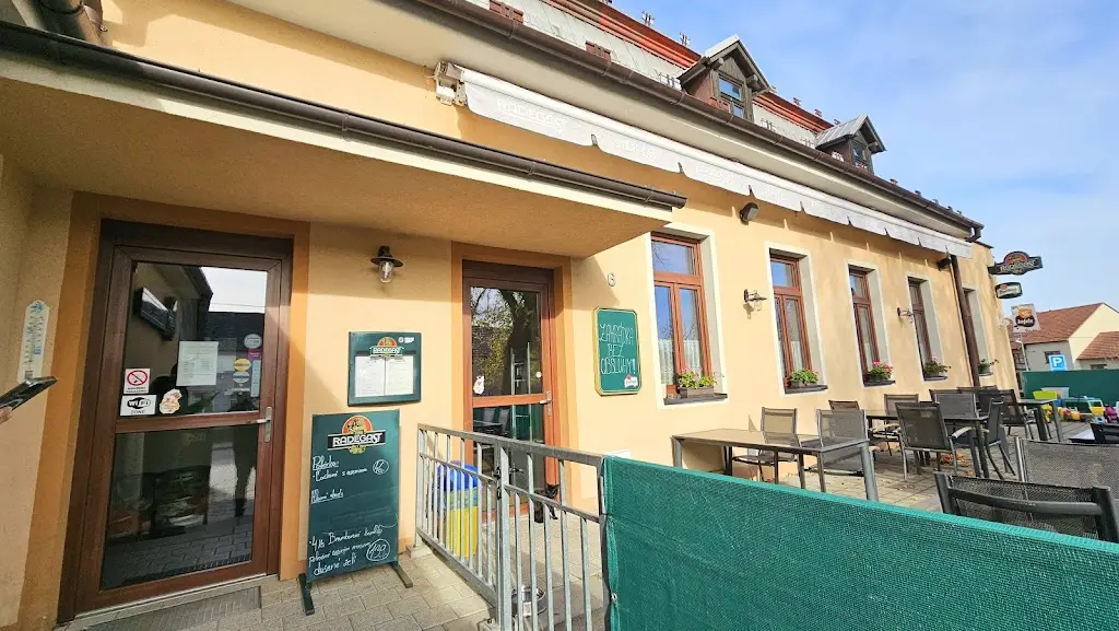 Hostinec Staré časy_Ostrov u Macochy_slider_image_3