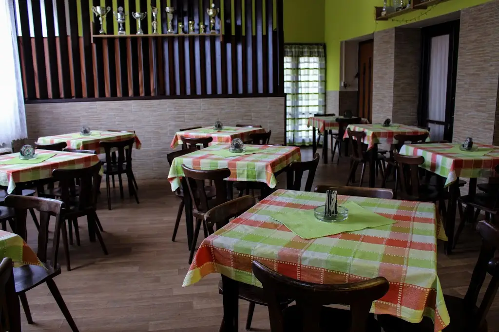Hotel Horník restaurant in Oslavany