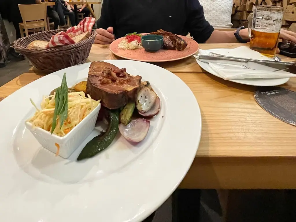 Joe Lobotka_Minipivovar Krajinská 27_České Budějovice_review