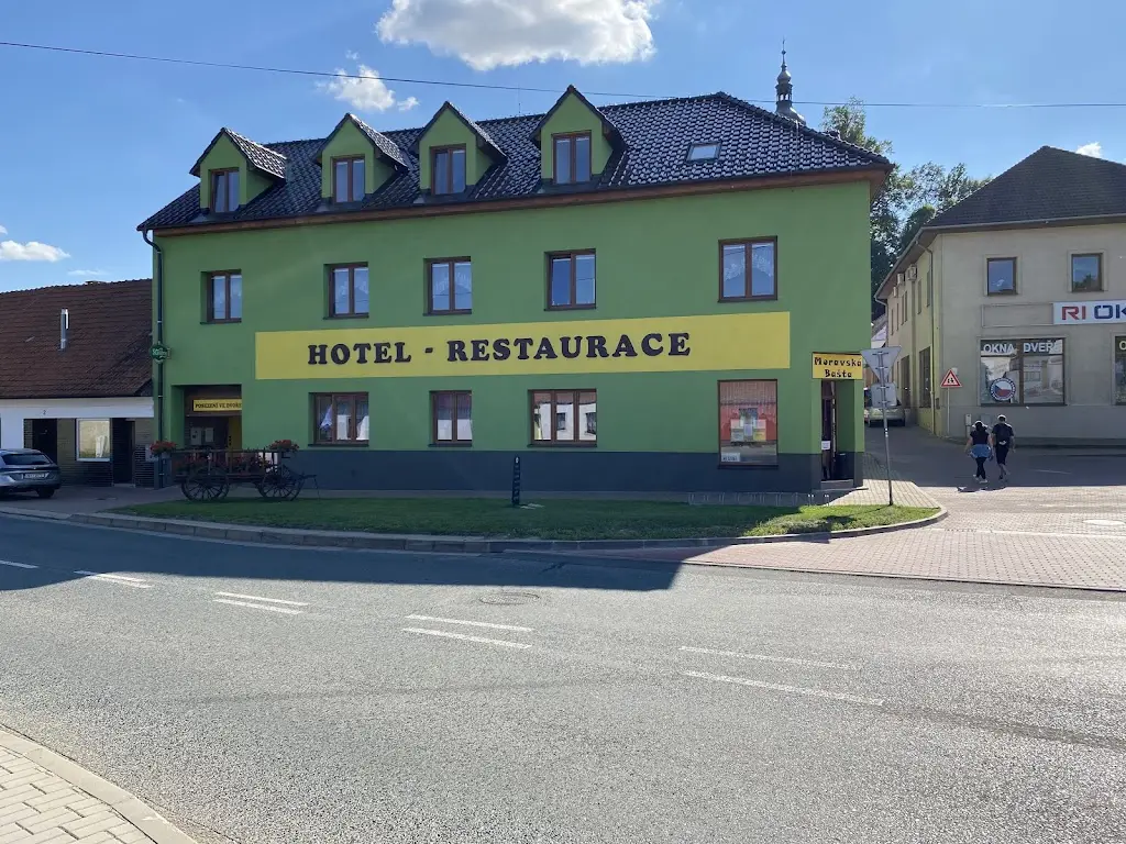 Restaurace/Hotel Moravská Bašta ristorante a Oslavany