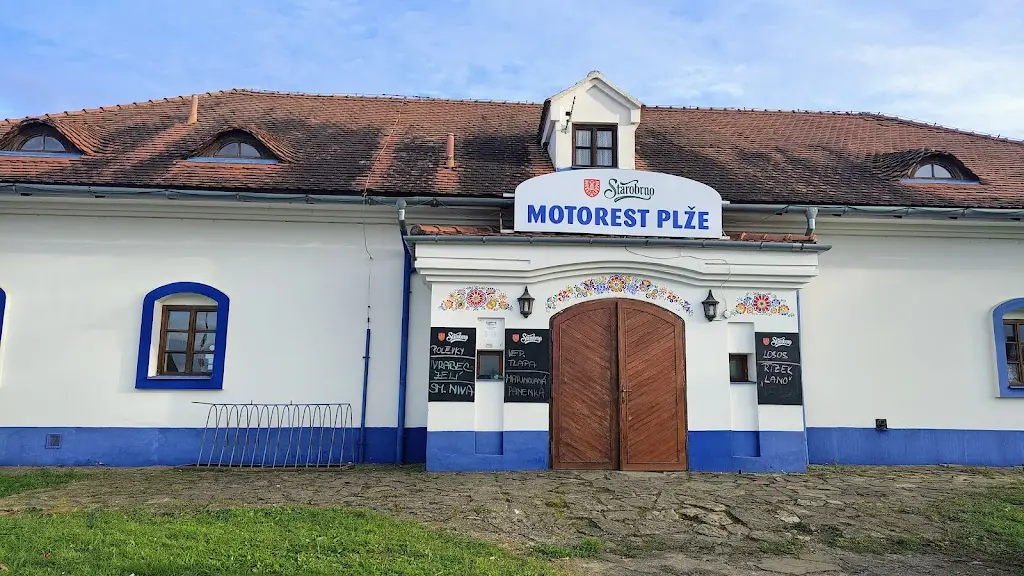 Motorest Plže_Petrov_slider_image_1