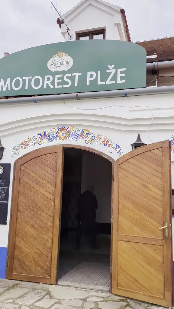 Motorest Plže_Petrov_slider_image_2