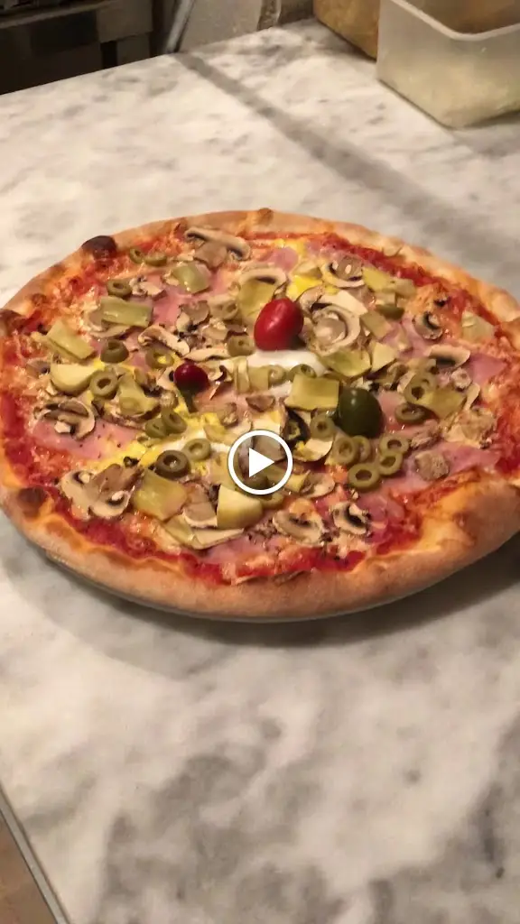 Pizzerie a apartmány Tonny_Podivín_slider_image_2