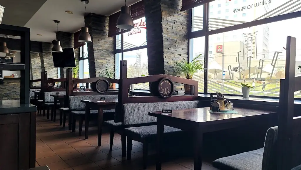 Roman Sidorov_Perla_České Budějovice_review