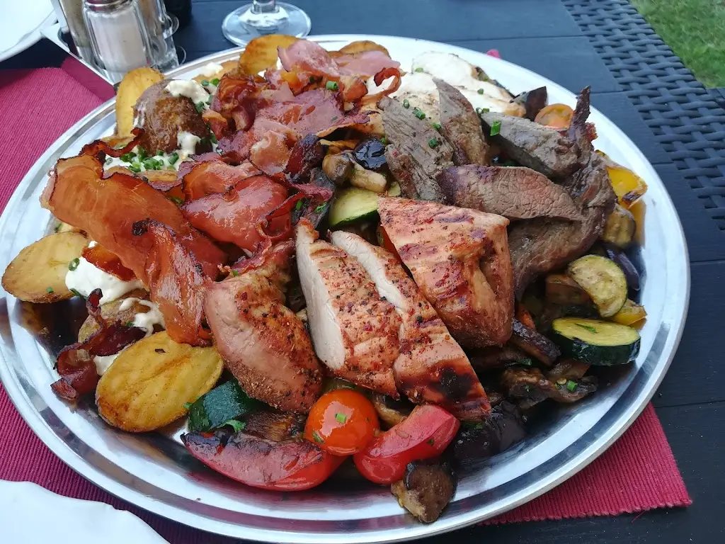 M_ M_Hotel Le Café_Pohořelice_recensione