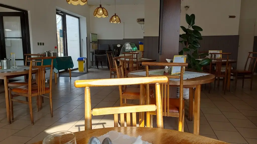 Restaurace restaurant in Pohořelice