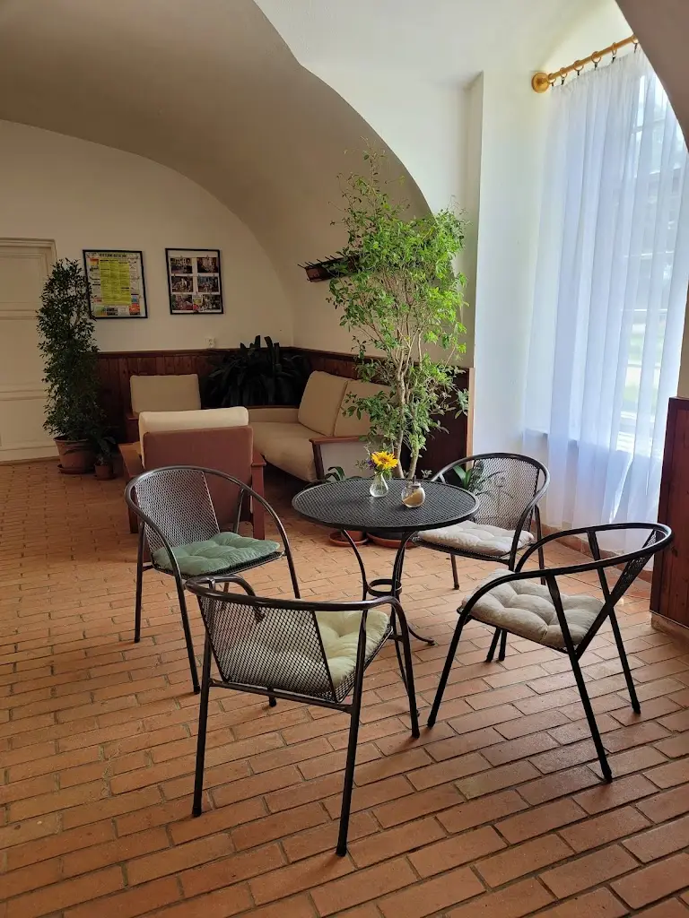 Pavla Acer_Zámecký bufet_Rájec-Jestřebí_review