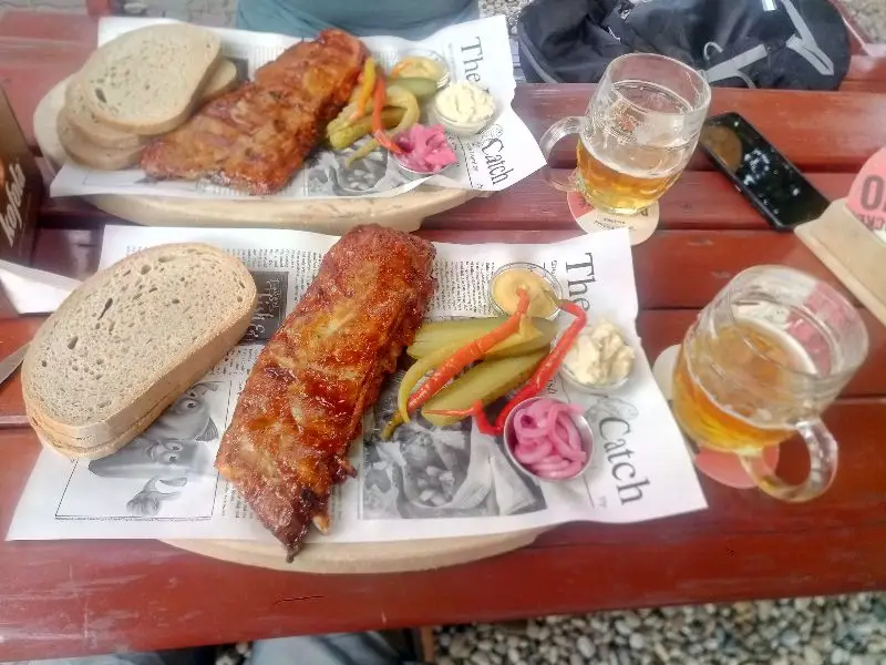 Petr Sladek_Café U Palce_Předklášteří_review