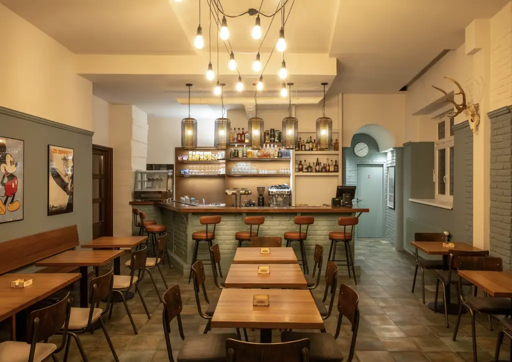 Merryna Bar restaurant in Předklášteří