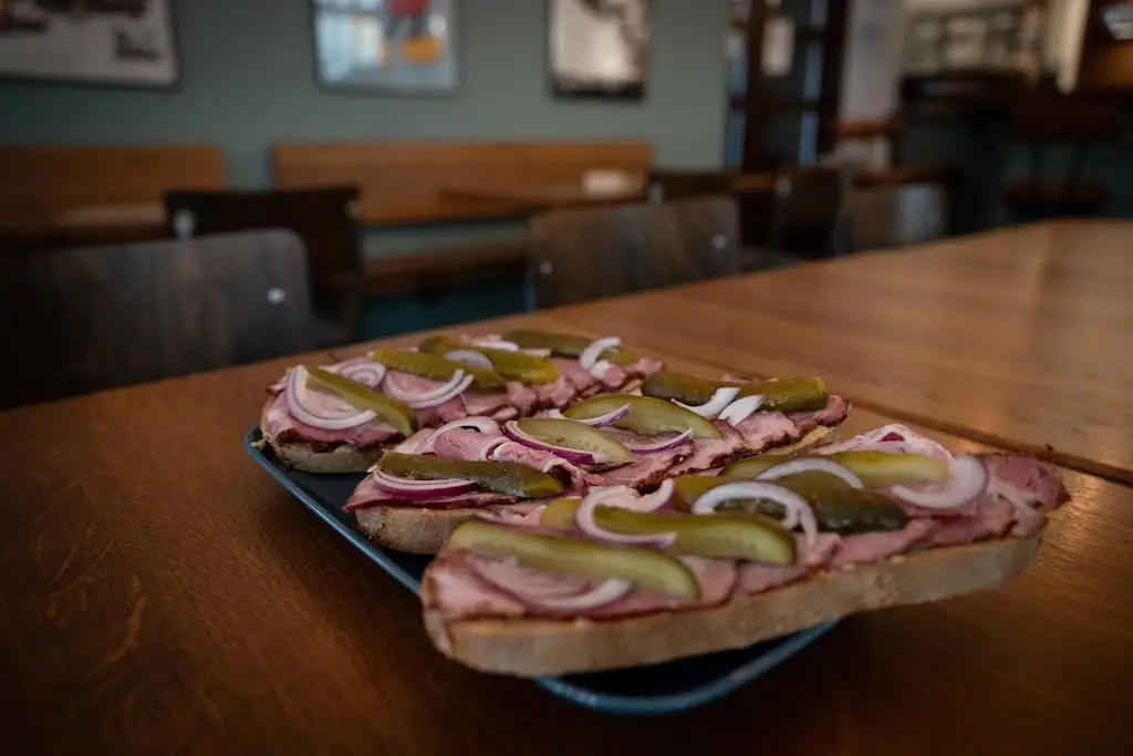 Merryna Bar_Předklášteří_slider_image_2