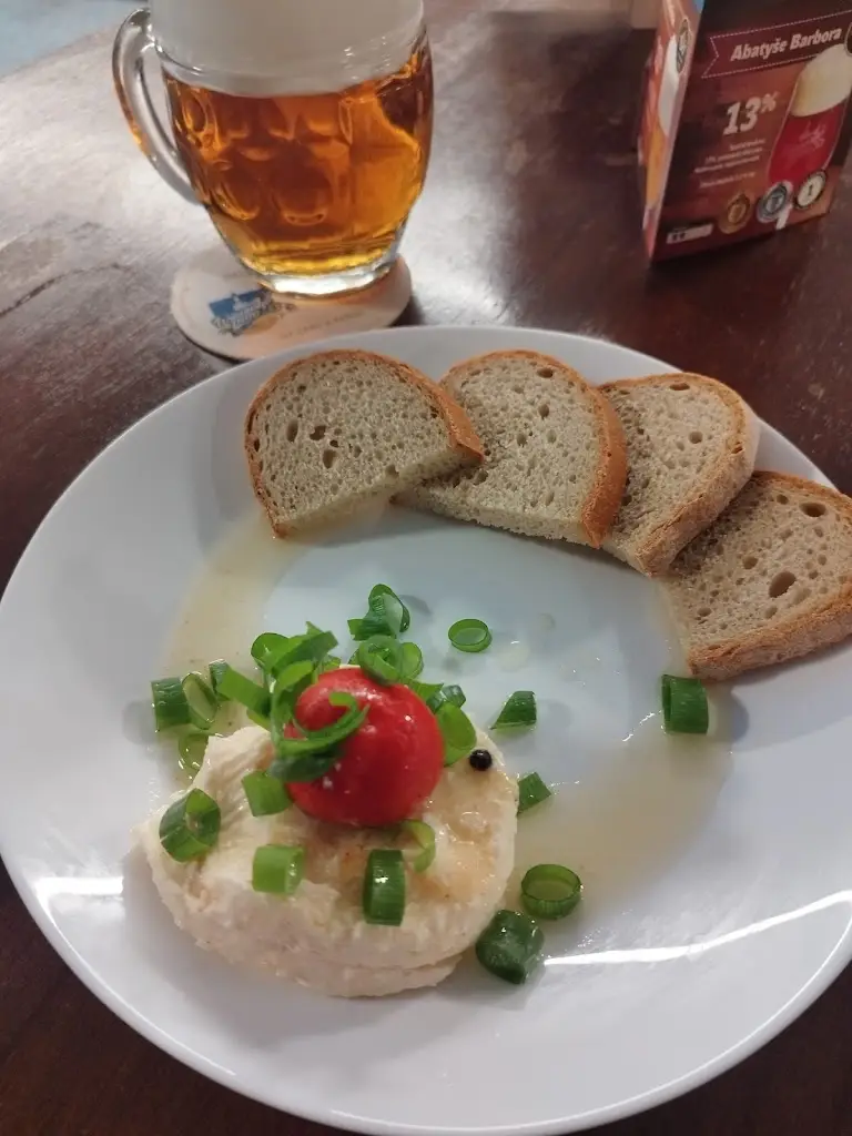 David Jaroš_Krček Pub_Předklášteří_review