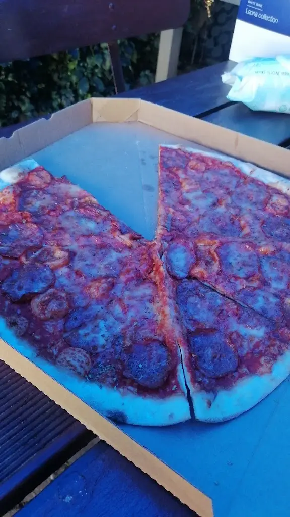 PeTe Hlaváček_Plutto Pizza_Předklášteří_review