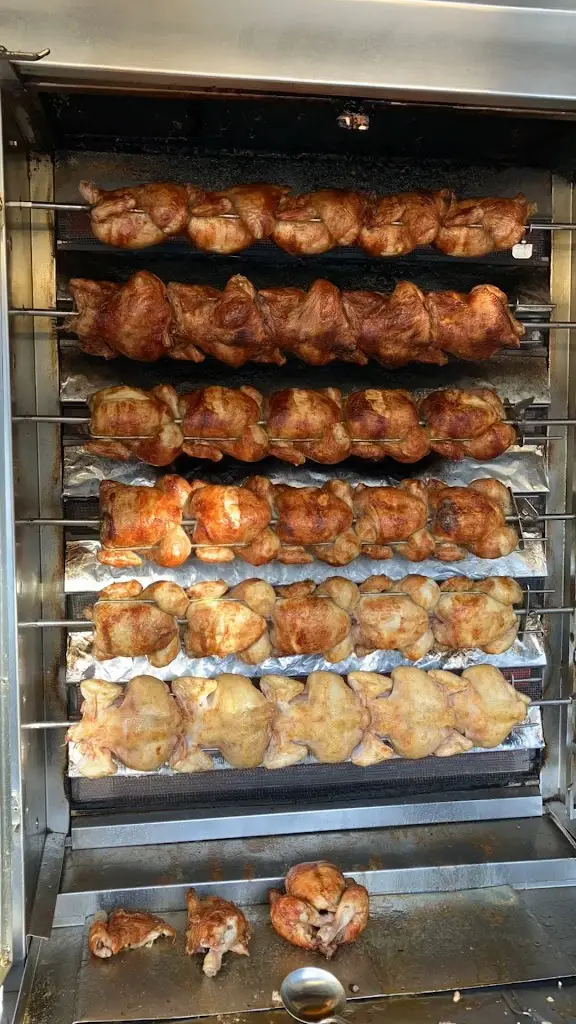 Pepi Gril - Grilovaná kuřata_Předklášteří_slider_image_1