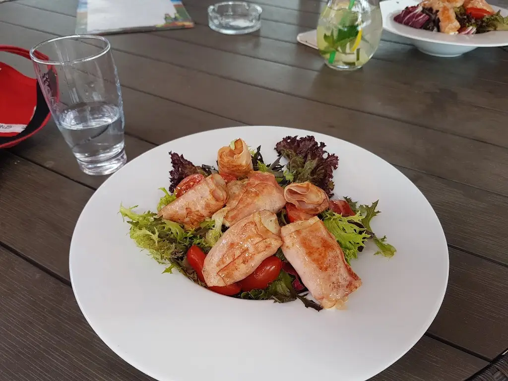 Roeland L.C. Heijting_Červený Mlýn_Předklášteří_review