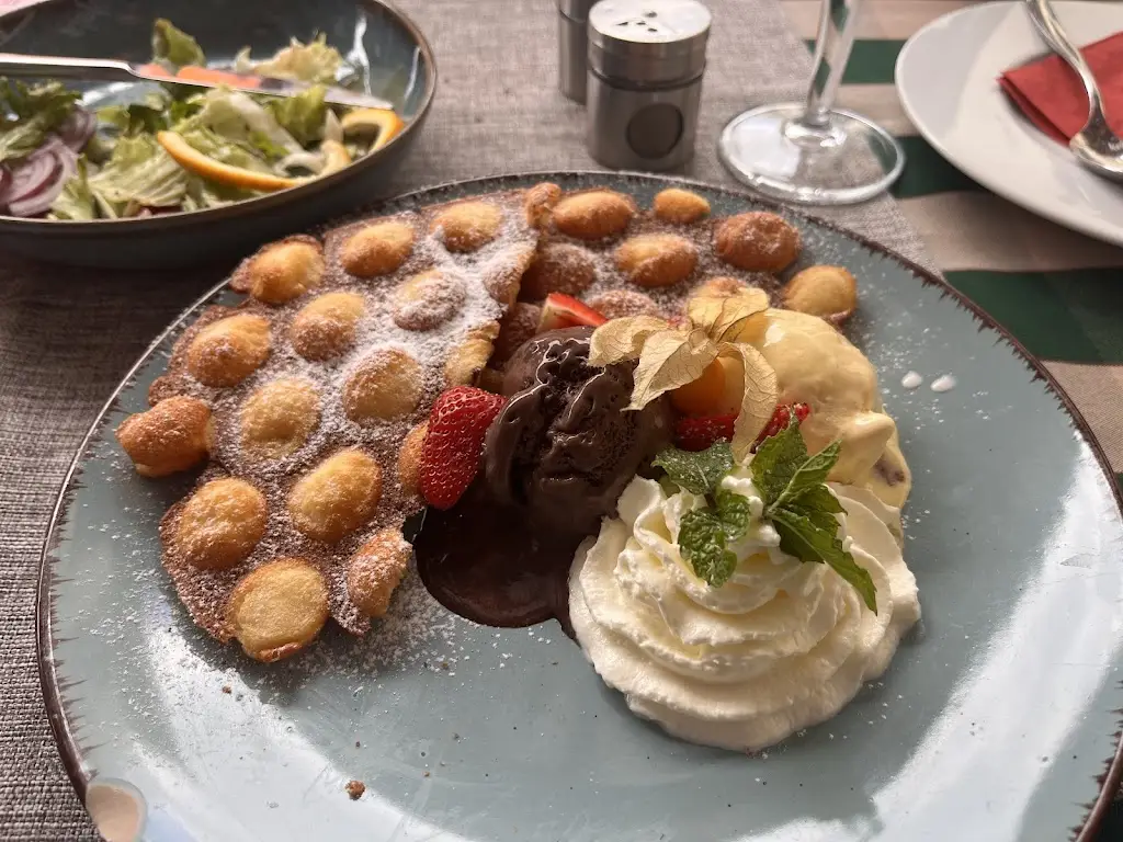 Boglárka_TAVERNA restaurace pizzerie bar_Rajhrad_review