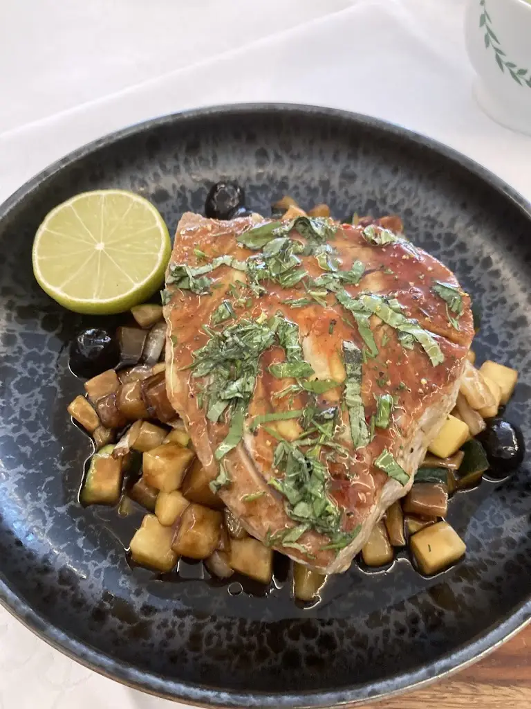 Sona Krajciova_Restaurace & Hotel U Kašny_Rajhrad_review