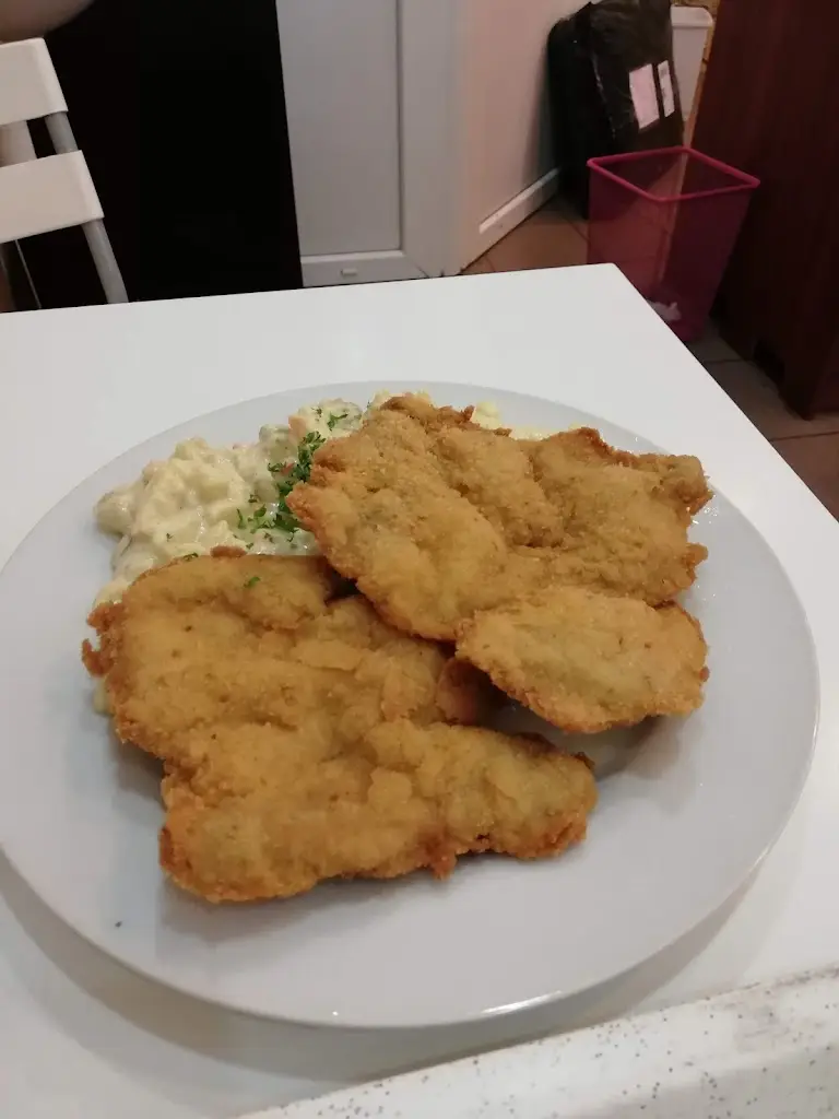 Miloš Neča_Masna, jídelna a zabijačkové speciality_Rajhrad_review