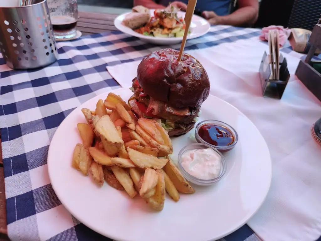 Pleasure PUB_Rajhrad_slider_image_3