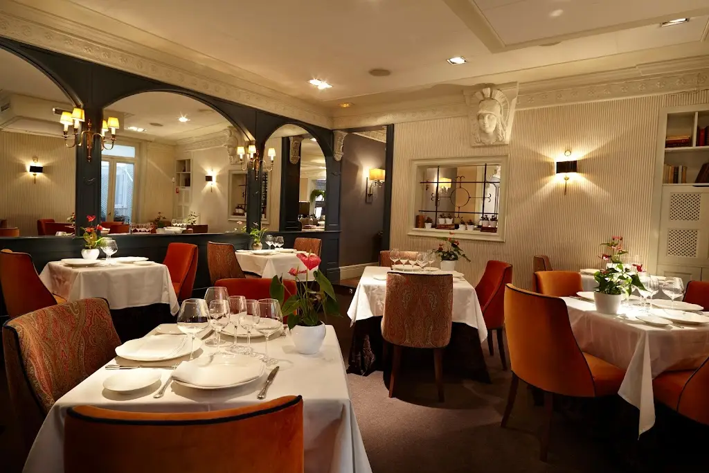 El Paraguas restaurant in Rakvice