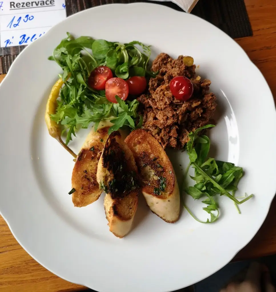 Sabina Betášová_U Gerasima_Rohatec_recensione