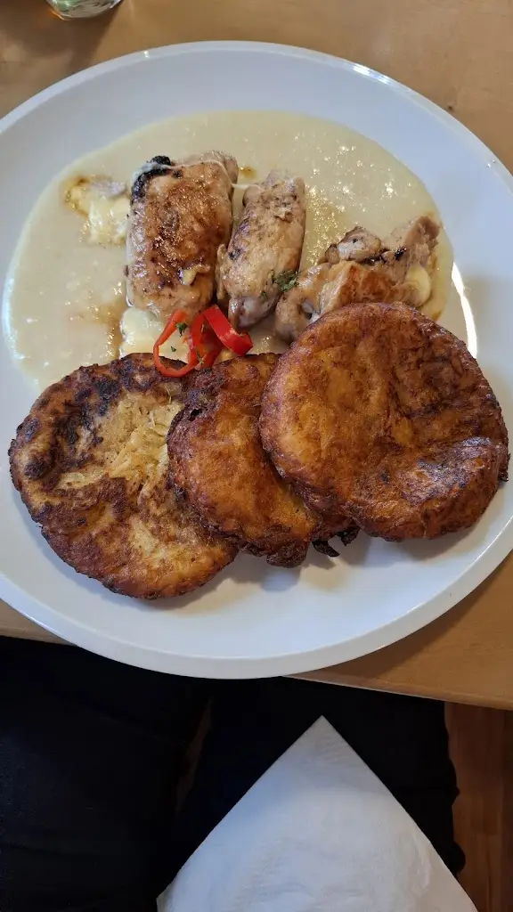 Motorest - Inablanka_Rohatec_slider_image_2