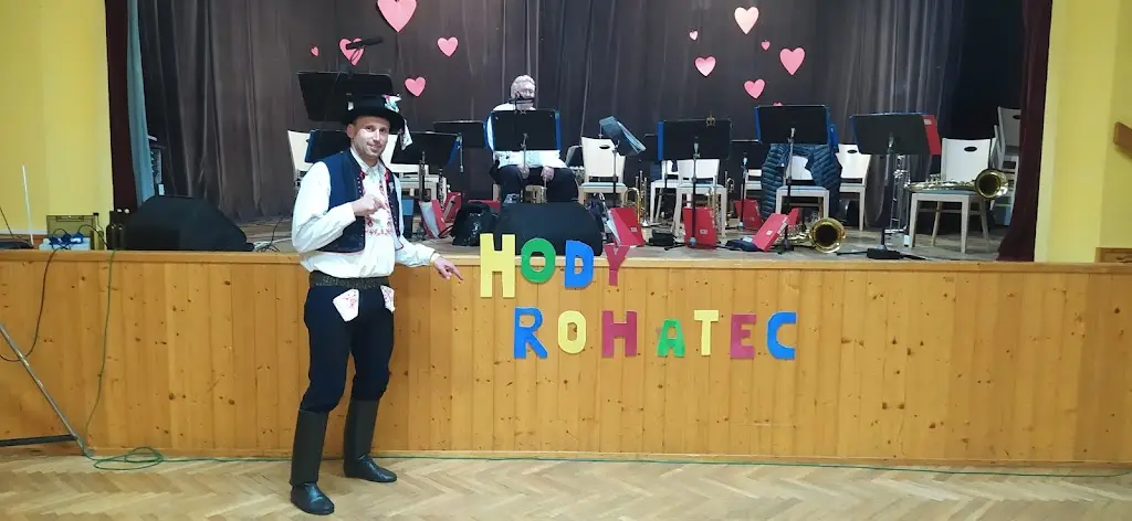 Jiří Hynčica_Dům kultury Rohatec_Rohatec_review