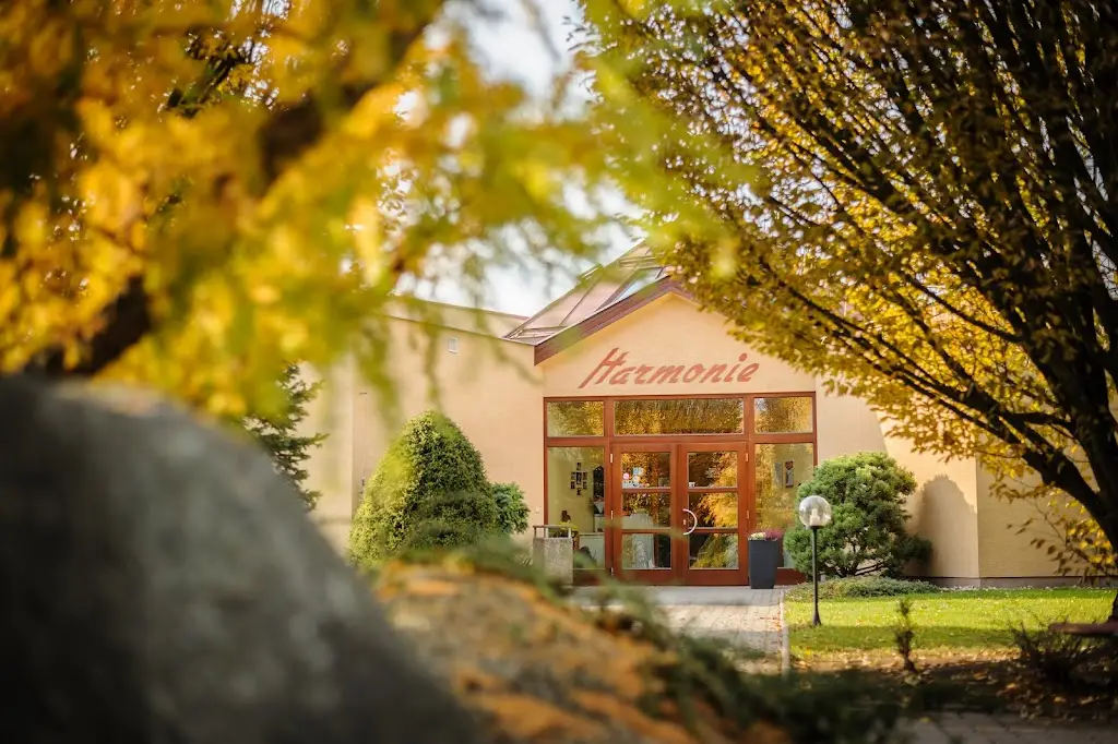 Restaurace a hotel Harmonie_Rosice_slider_image_3