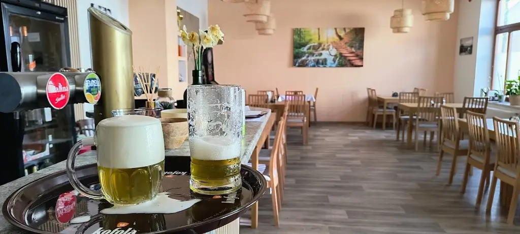 Filip Smejkal_Hospoda Svornost_Rousínov_review