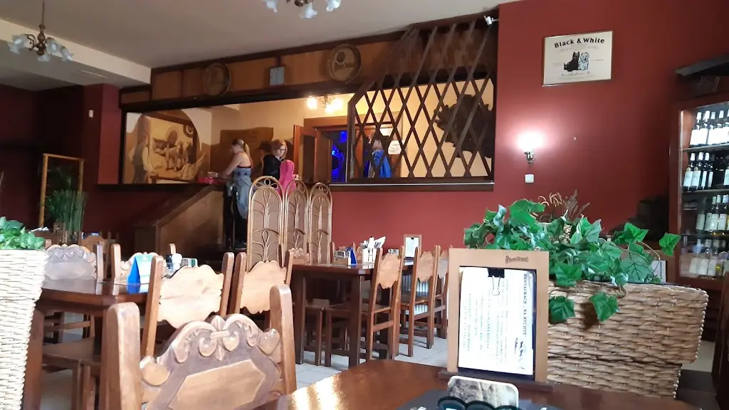 Restaurace Na Rychtě_Říčany_slider_image_1