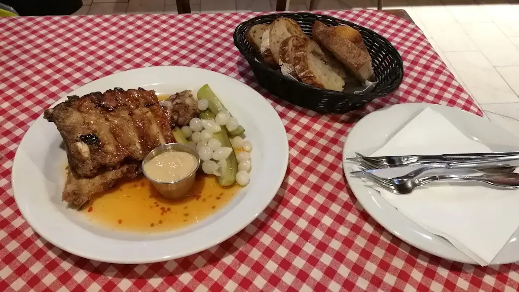 Restaurace Na Zastávce_Říčany_slider_image_2