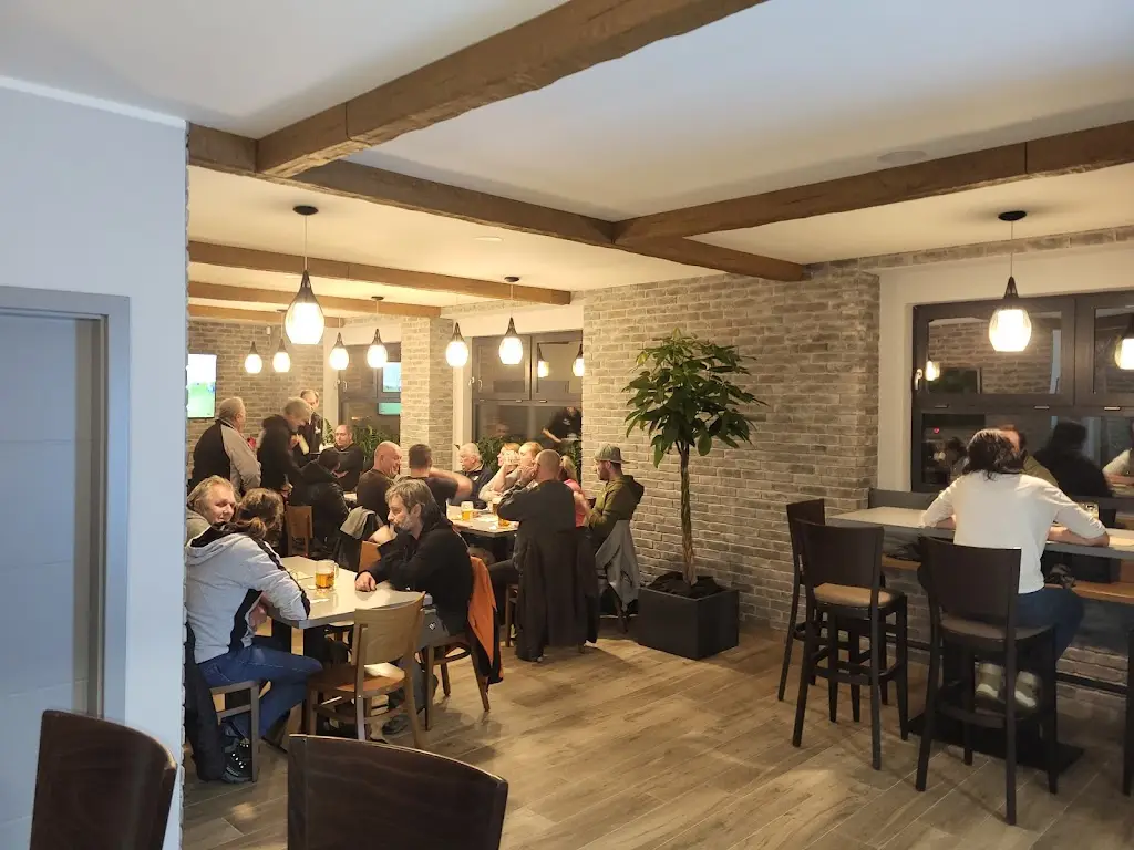 Hops Lokálka_Říčany_slider_image_3