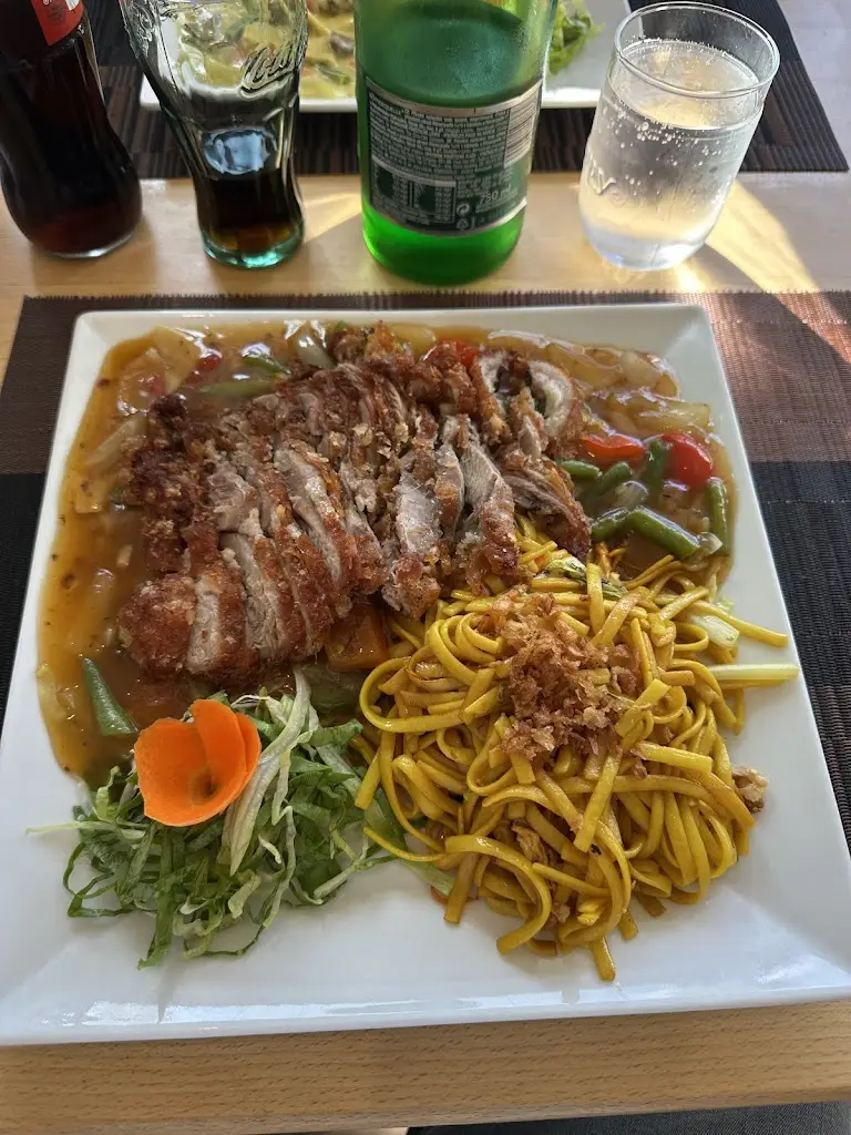 Mr.Pho Říčany_Říčany_slider_image_2