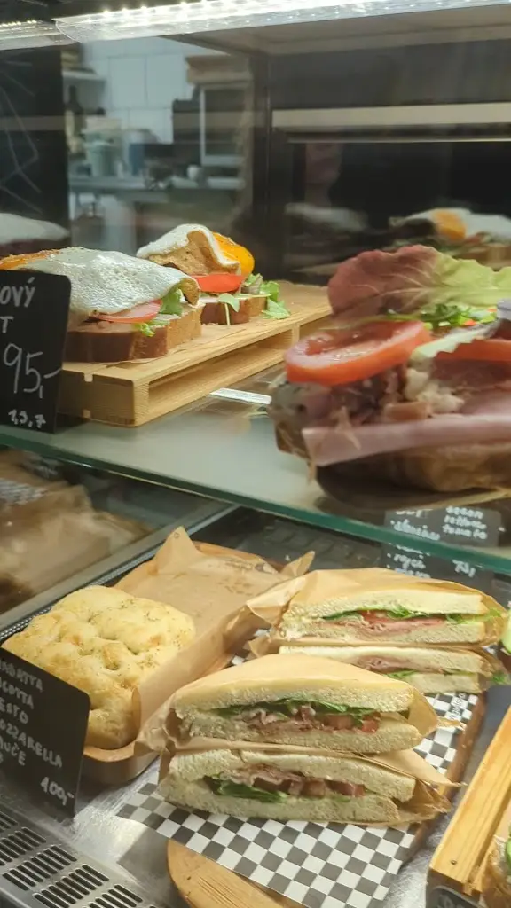 Gabi Café_Říčany_slider_image_2