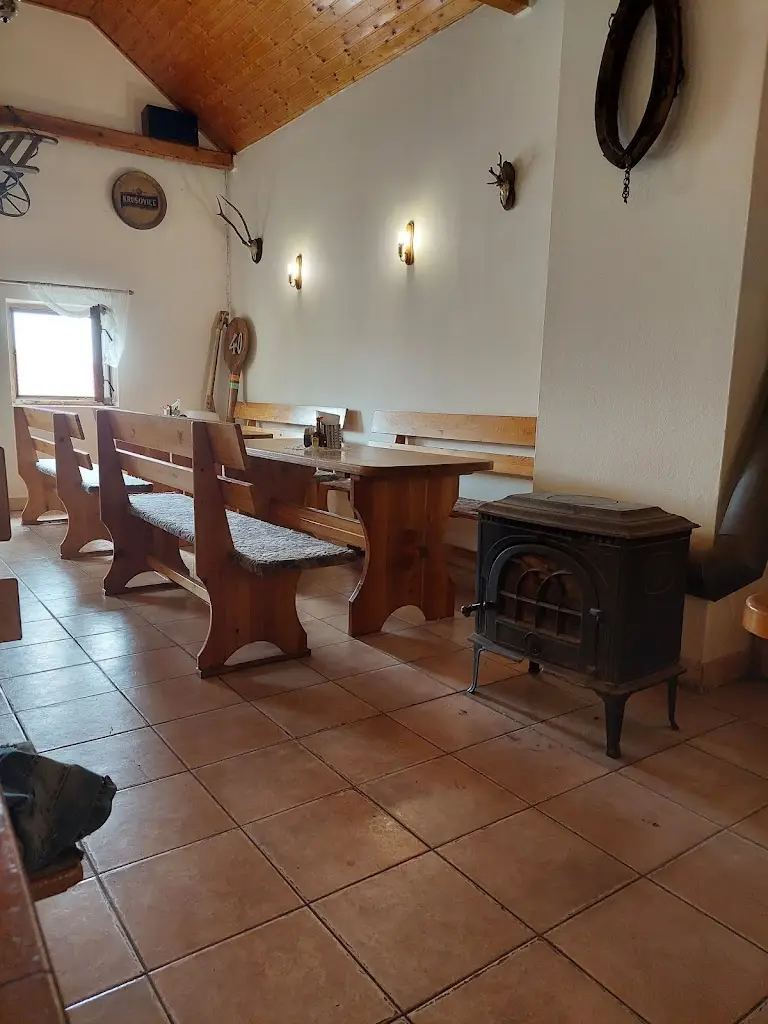 Jiří Pražák_Restaurace a vinarna U Kosmačků_Šakvice_review