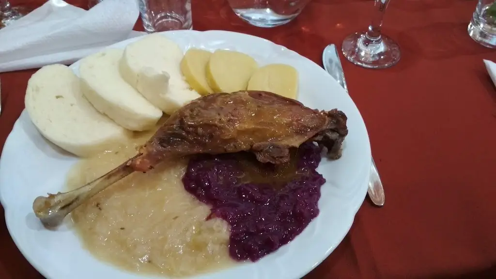 Restaurace U Orla_Šardice_slider_image_2