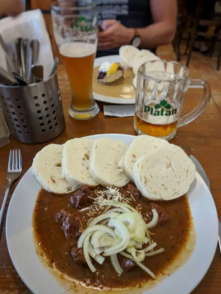 Mario Gartner_Hostinec U Černého koníčka_České Budějovice_review