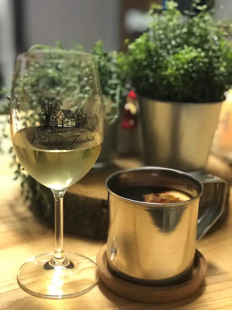 Vinná Zastávka_Šardice_slider_image_2