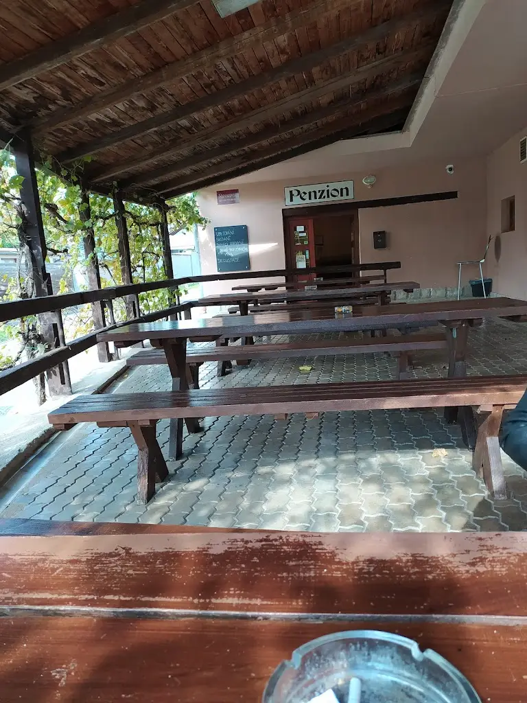 Restaurace U Parku_Šatov_slider_image_2