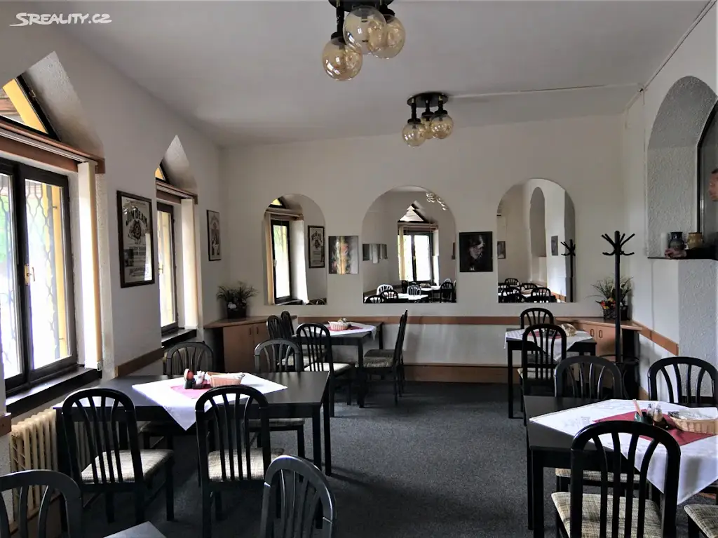 NT&NA asia fusion BISTRO restaurant in Šlapanice