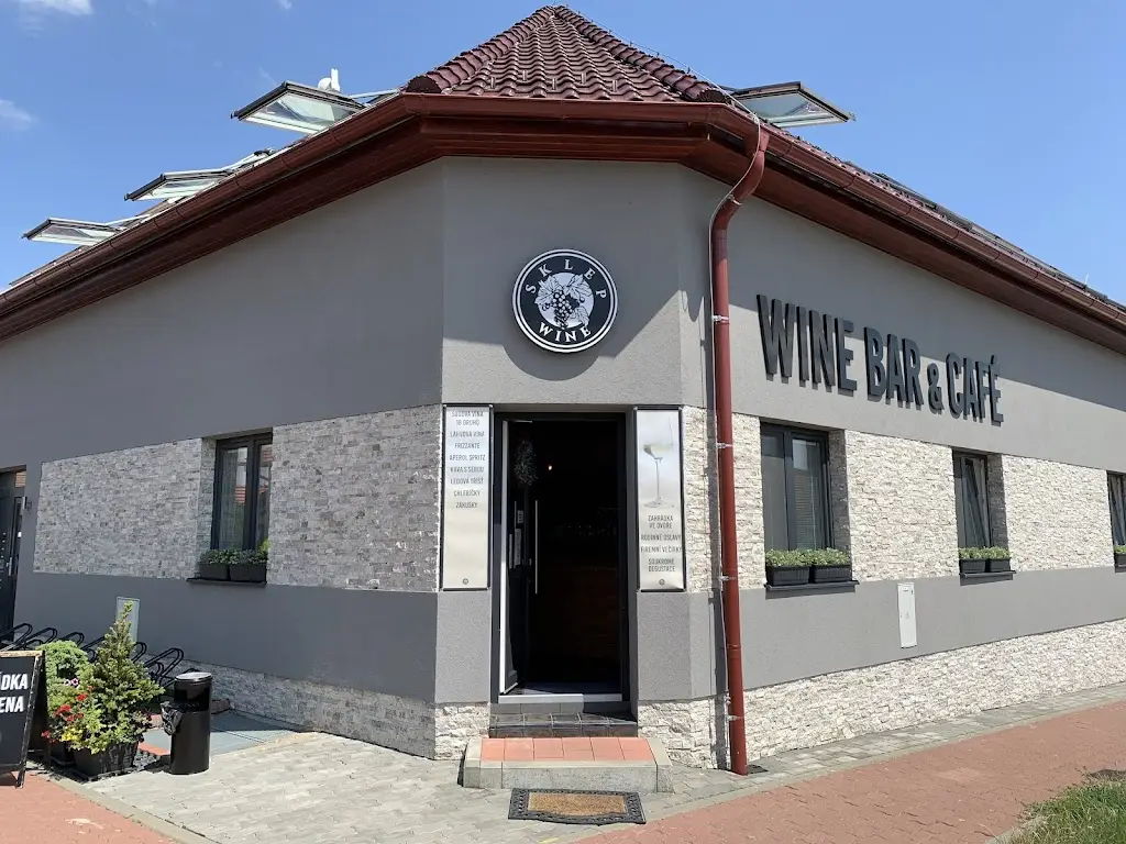 Sklep Wine_Sokolnice_slider_image_3