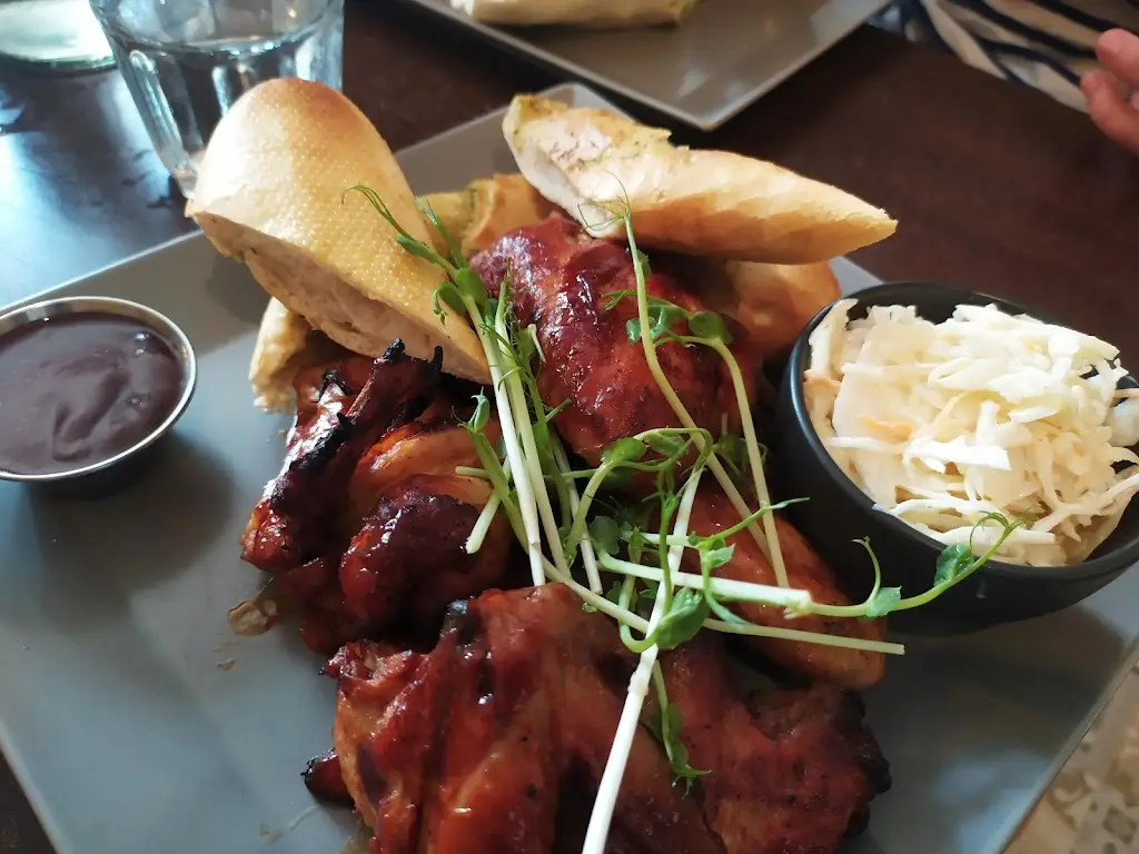 Matěj Heřman_Wings pizzerie a restaurant_Slavkov u Brna_review