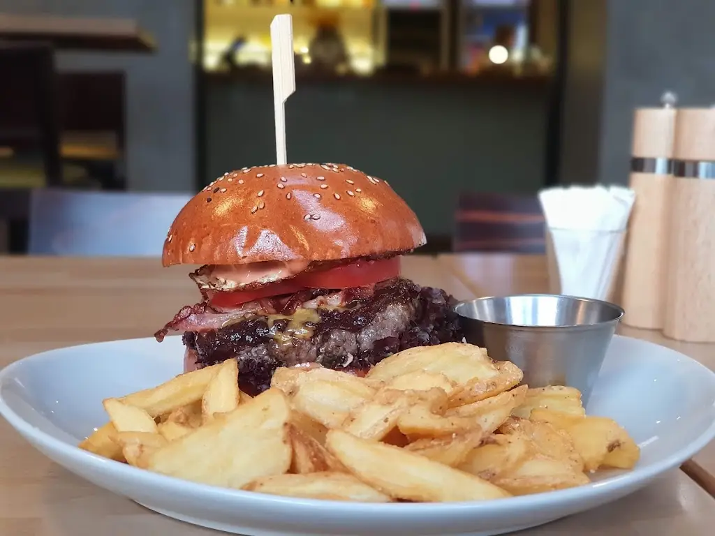 Michal Habala_Restaurace Na hradbách_Slavkov u Brna_review