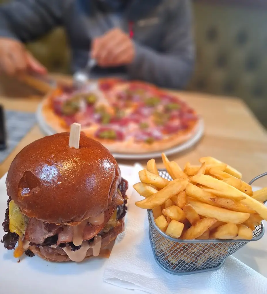 Restaurace Na hradbách_Slavkov u Brna_slider_image_3