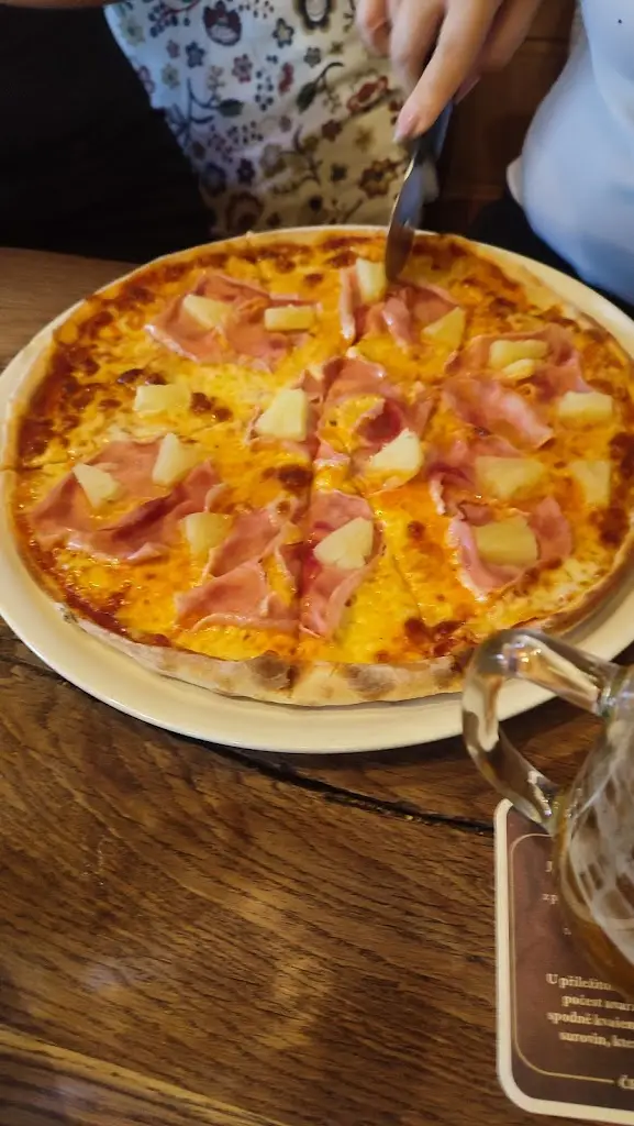 lluucciikk_Hostinec U Černého lva_Slavkov u Brna_review