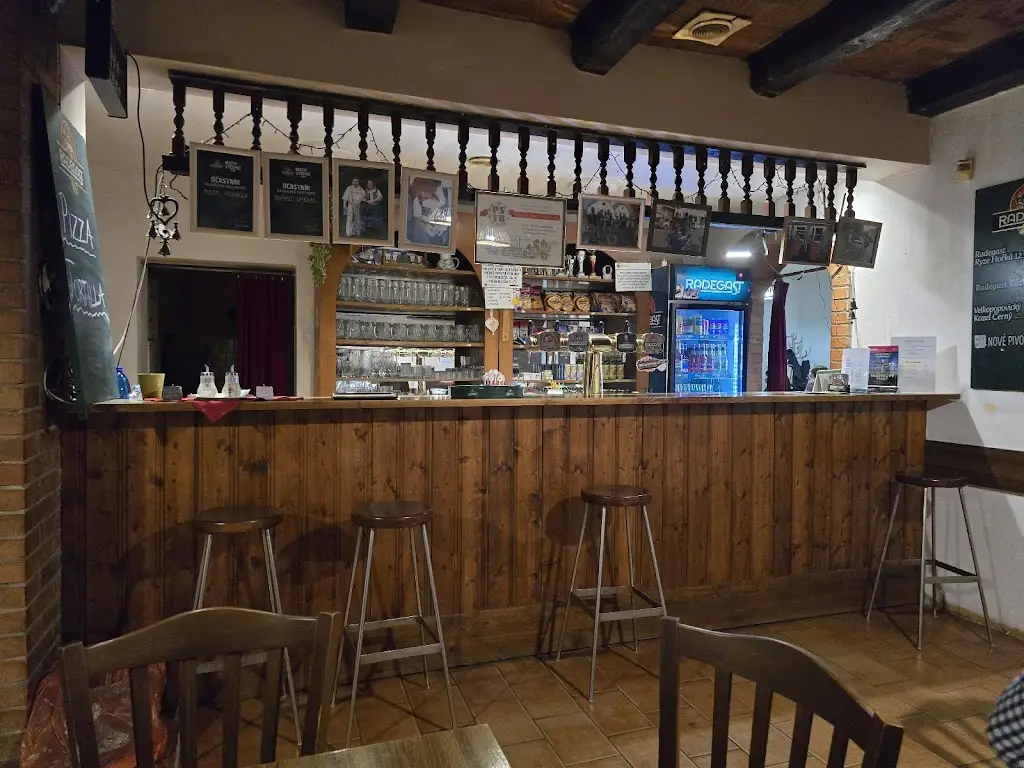 Obecní Hospoda restaurant in Sudoměřice