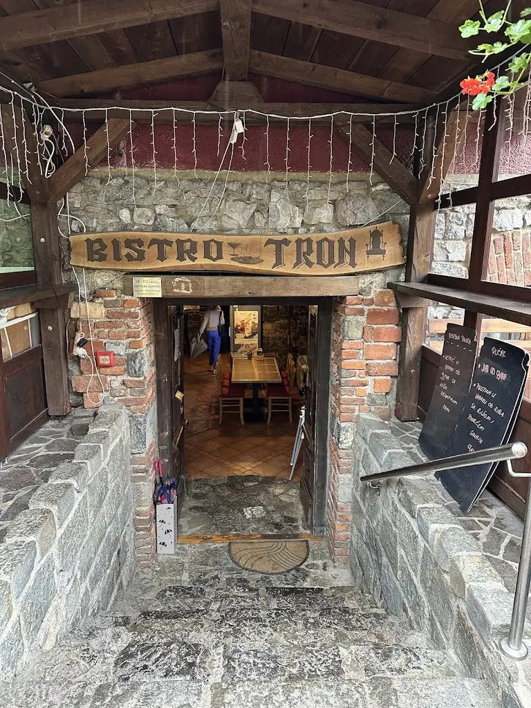 J_Restoran Tron_Telnice_review