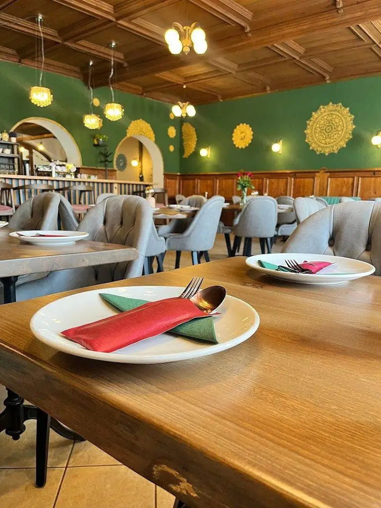 Surjeet Kumar_The Indian Garden_České Budějovice_review