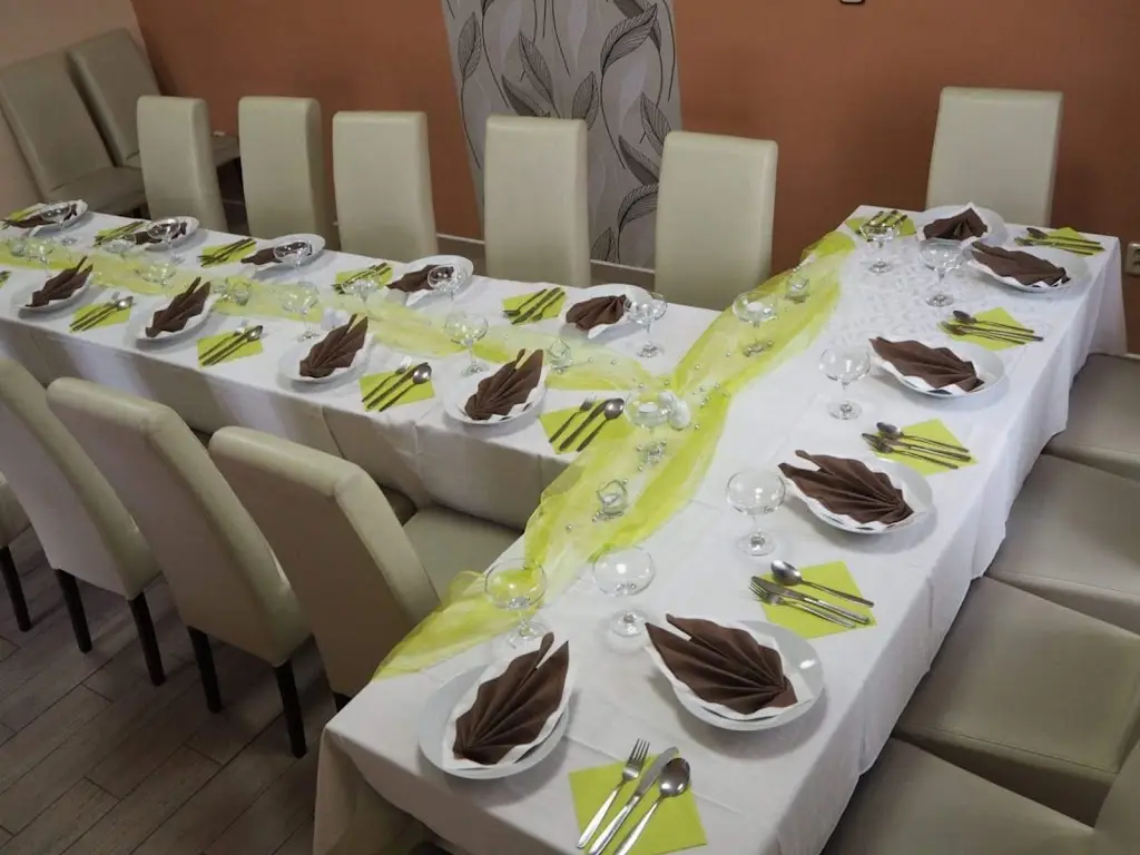 Restaurace & Penzion Maryša_Těšany_slider_image_3