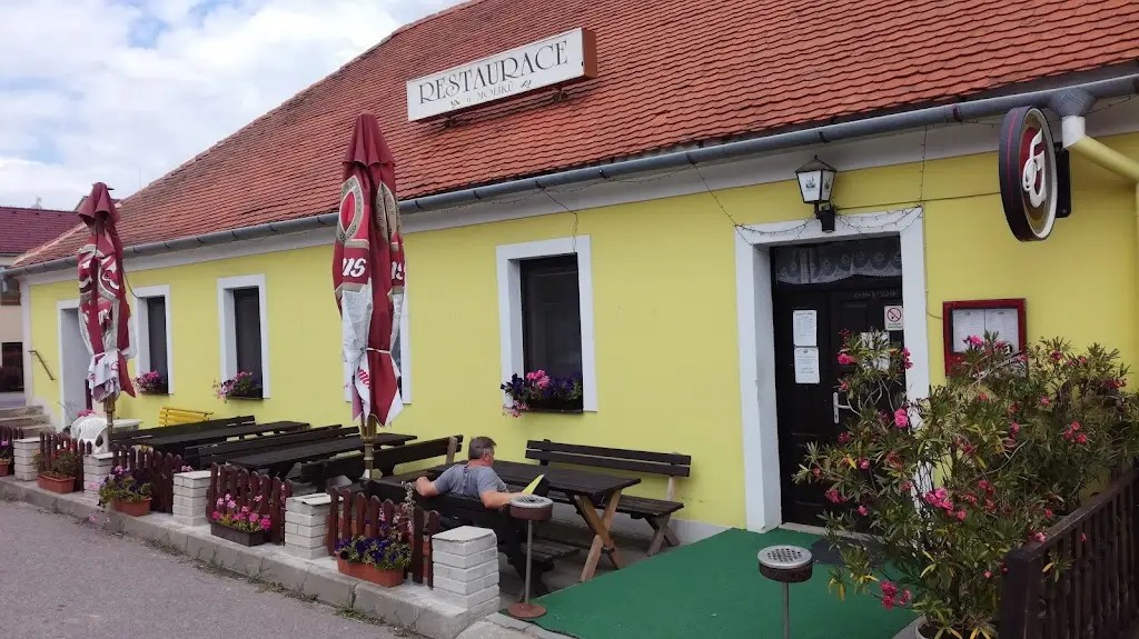 Radka Bílková_Restaurace U Molíků_Únanov_review